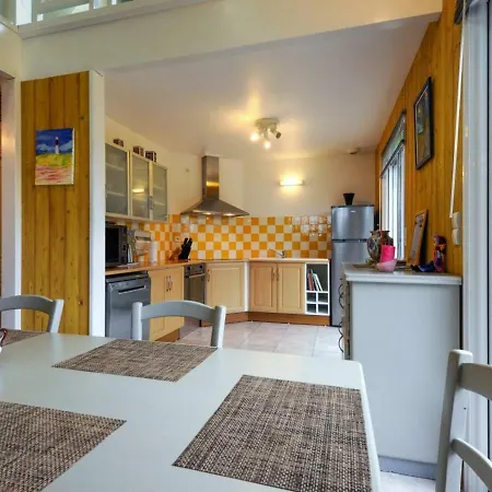 Ramerupt, 4 Pieces, 6 Personnes - Fr-1-543-30 Vakantiehuis